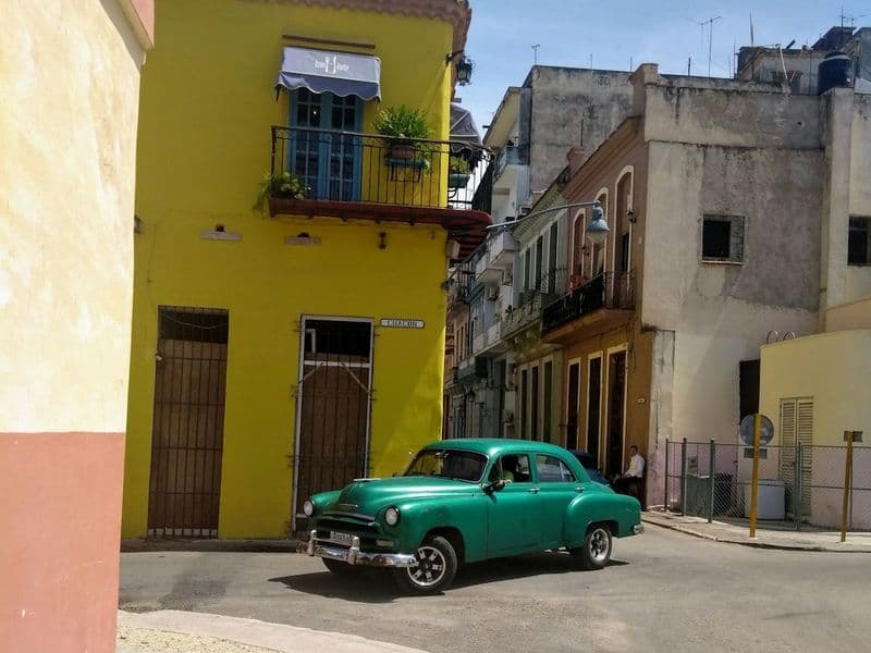 Cuba Makes me Feel the Holidays